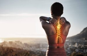 featured image for 4 key benefits of minimally invasive spine procedures